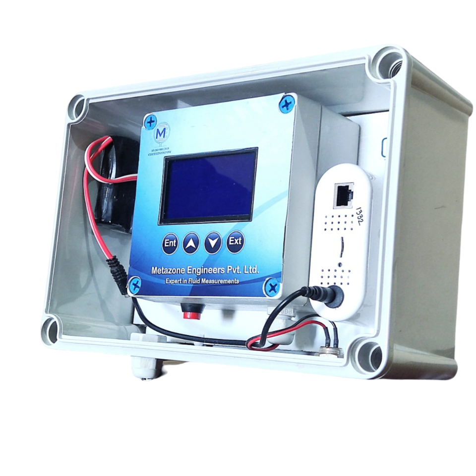 BATTERY operetade piezometer, digital water level indicator